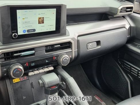 Used 2025 Toyota 4Runner 4WD image 25