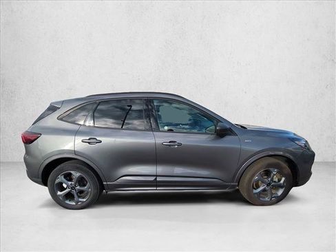 Used 2024 Ford Escape ST-Line image 4