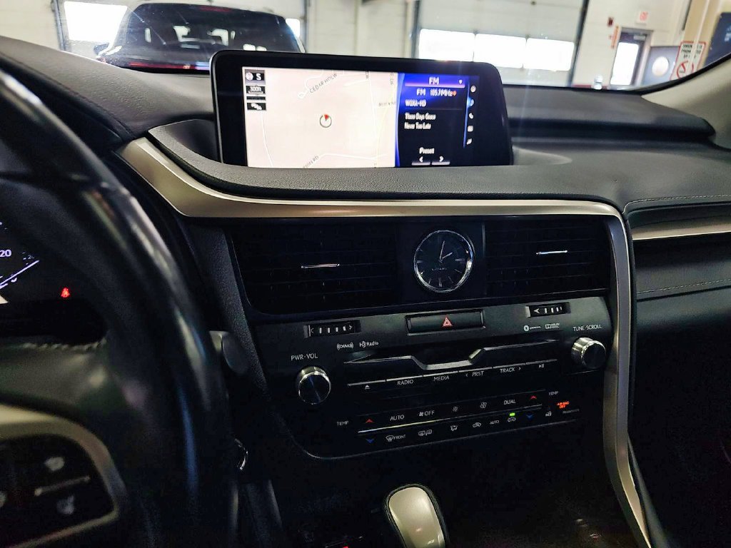 Used 2019 Lexus RX 450h AWD image 12