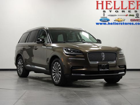 Used 2022 Lincoln Aviator Reserve w/ Elements Package Plus image 1