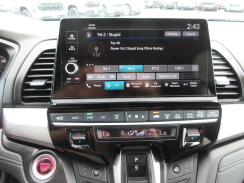 Used 2025 Honda Odyssey EX-L image 29
