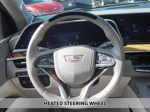 Used 2023 Cadillac Escalade ESV Premium Luxury Platinum w/ Heavy-Duty Trailer Package image 12