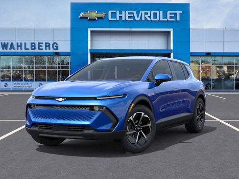 New 2026 Chevrolet Equinox EV LT image 30