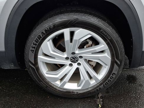 Certified 2023 Volkswagen Atlas SE AWD/4WD image 8