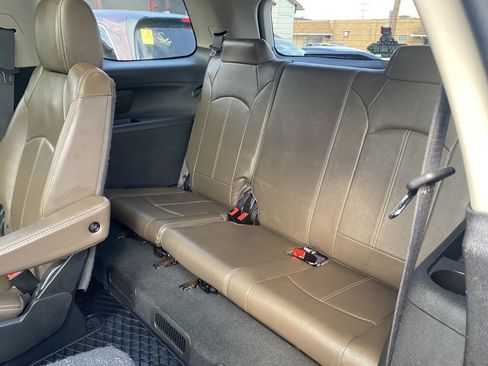 Used 2016 GMC Acadia SLT w/ Premium Edition image 16