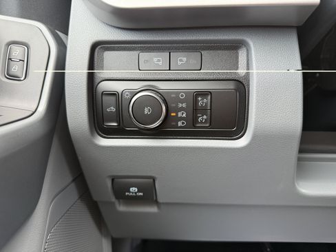 Used 2024 Ford F250 XLT w/ 360-Degree Camera Package AWD/4WD image 26