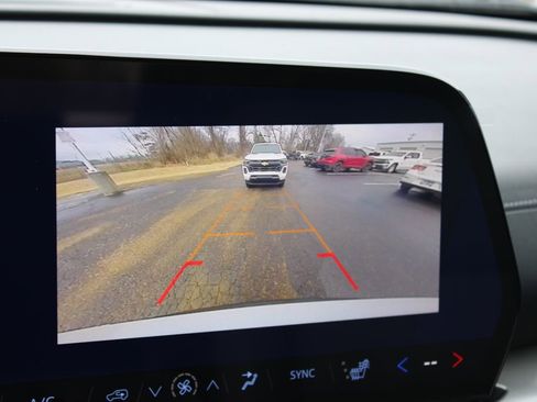 New 2026 Chevrolet Traverse LT w/ Sun and Wheel Package image 43