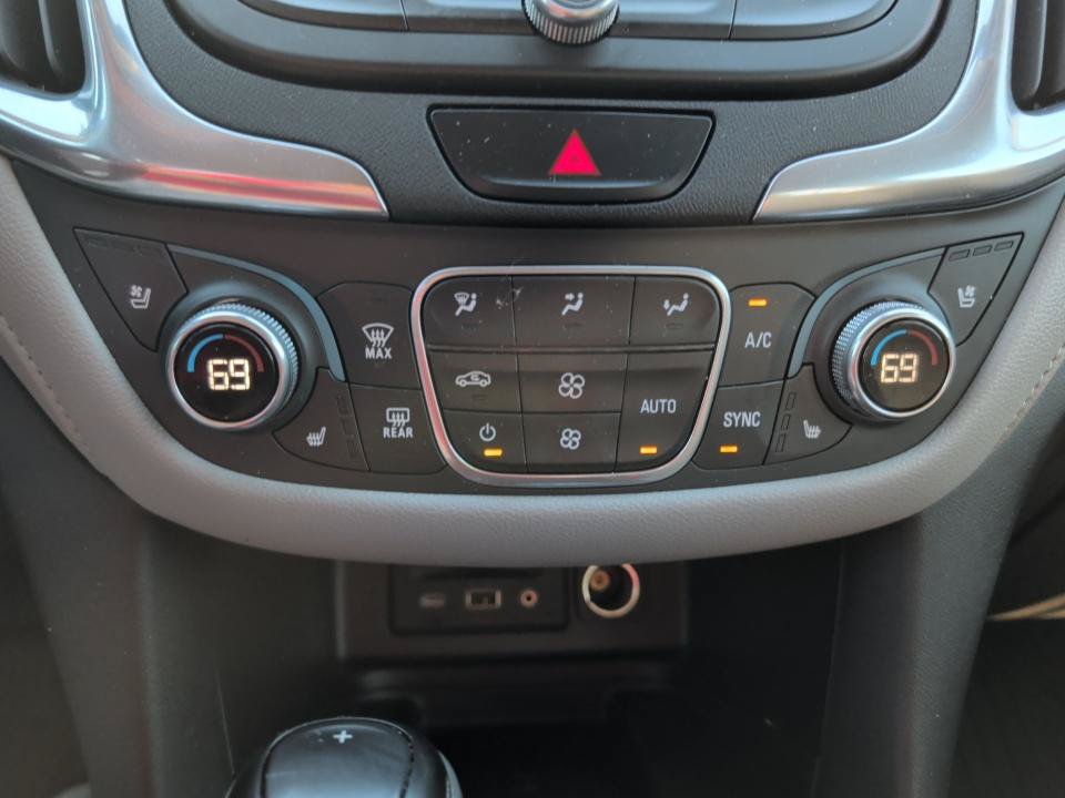 Used 2020 Chevrolet Equinox Premier FWD image 18