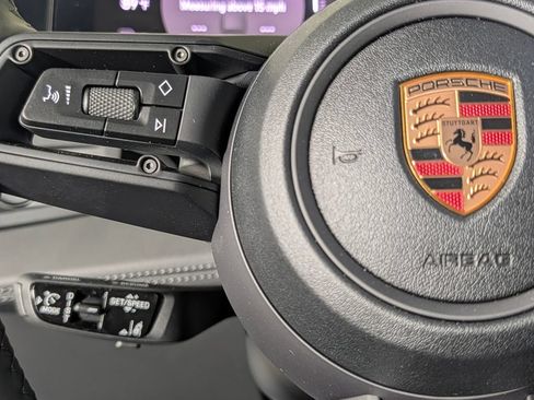 New 2026 Porsche Cayenne Electric AWD/4WD image 39