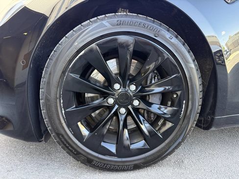 Used 2018 Tesla Model S 75D AWD/4WD image 33