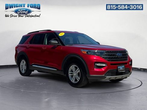 Certified 2021 Ford Explorer XLT w/ Equipment Group 202A AWD/4WD image 7