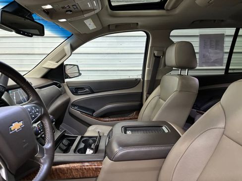 Used 2020 Chevrolet Tahoe Premier AWD/4WD image 21