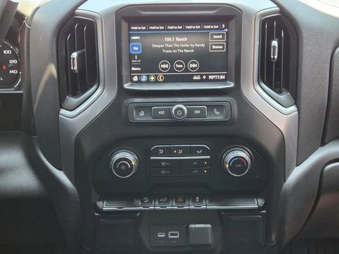 Used 2021 Chevrolet Silverado 1500 Custom Trail Boss w/ LPO, Dark Essentials Package AWD/4WD image 15