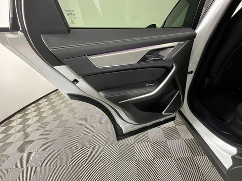 Used 2025 Jaguar F-PACE R-Dynamic S image 27