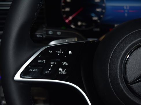 New 2026 Mercedes-Benz GLE 450 4MATIC image 8