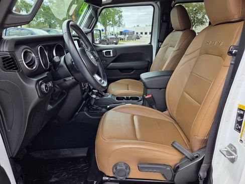 Certified 2022 Jeep Wrangler Unlimited Sahara image 13