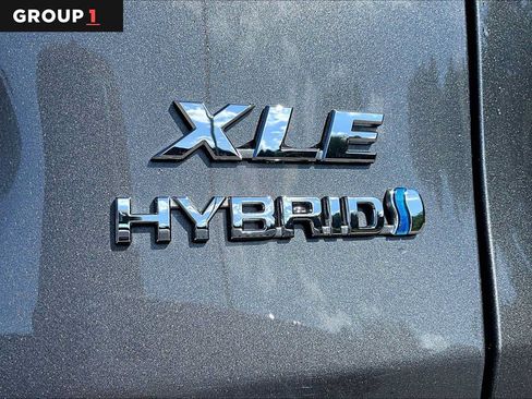 Used 2024 Toyota RAV4 XLE w/ Convenience Package AWD/4WD image 10