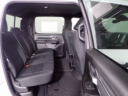 New 2025 RAM 1500 Big Horn AWD/4WD image 31