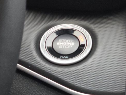 New 2025 Jeep Grand Cherokee image 13