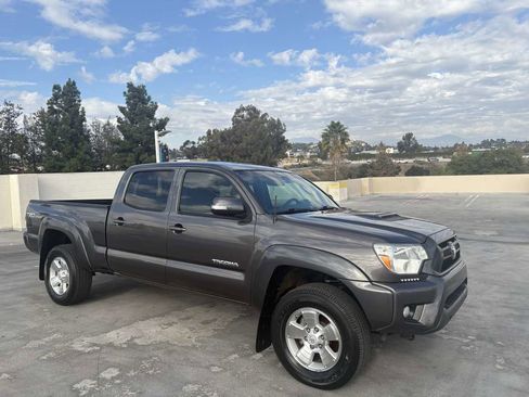 Used 2015 Toyota Tacoma PreRunner image 35