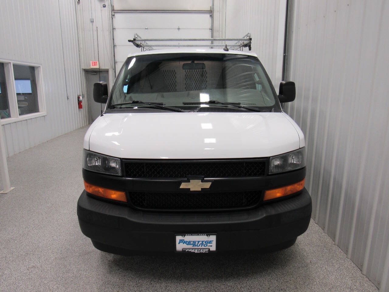 Used 2020 Chevrolet Express 2500 w/ Driver Convenience Package RWD image 9