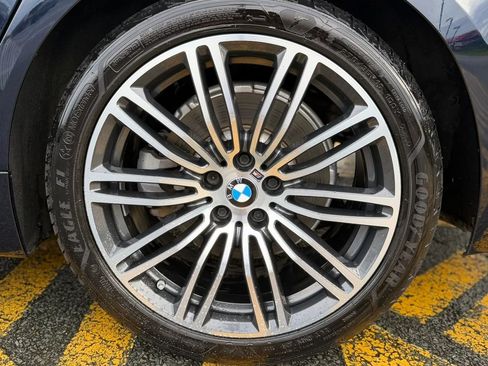 Used 2019 BMW 530i w/ M Sport Package RWD image 7
