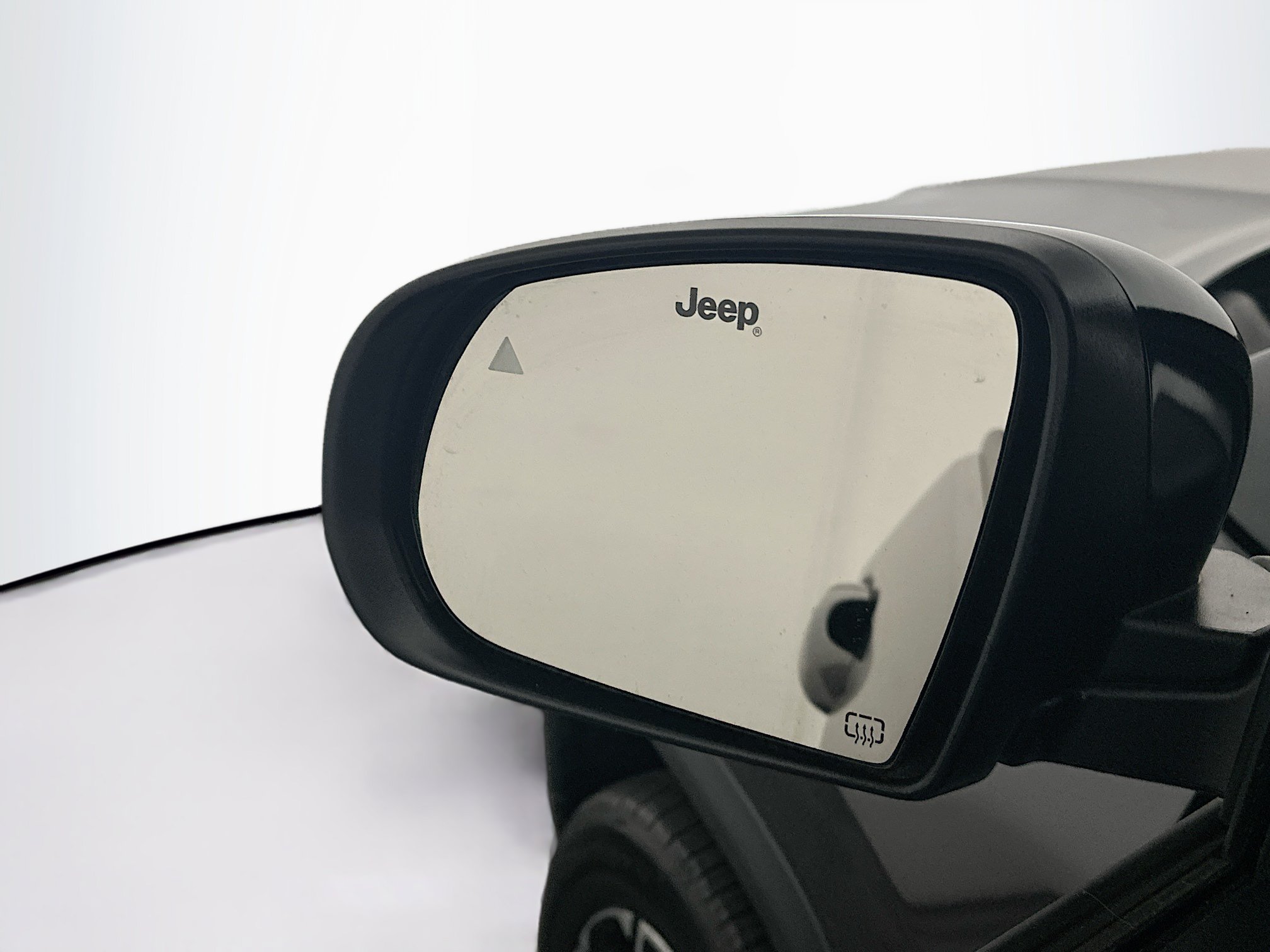 Used 2024 Jeep Compass Limited w/ Sun and Sound Group AWD/4WD image 16