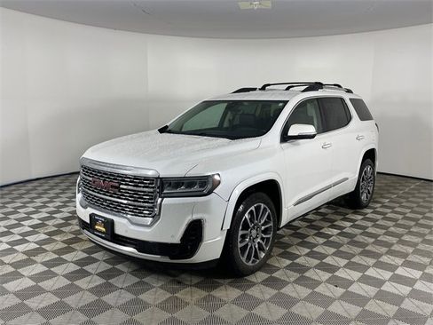 Used 2022 GMC Acadia Denali w/ Denali Technology Package image 1