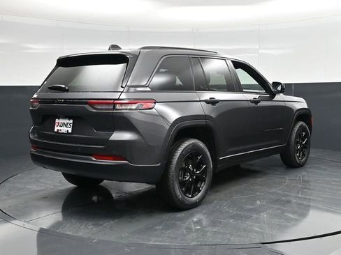 New 2026 Jeep Grand Cherokee Altitude AWD/4WD image 12