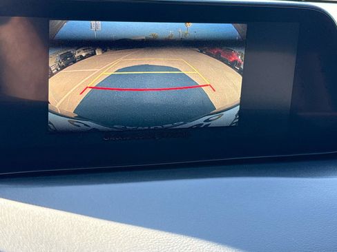 Certified 2025 MAZDA MAZDA3 s Sport image 29