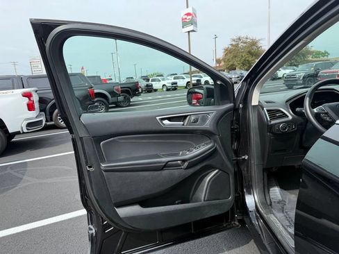 Used 2024 Ford Edge Titanium AWD/4WD image 24