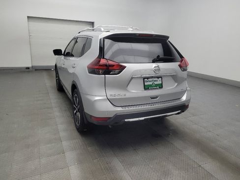 Used 2019 Nissan Rogue SL w/ Premium Package FWD image 5