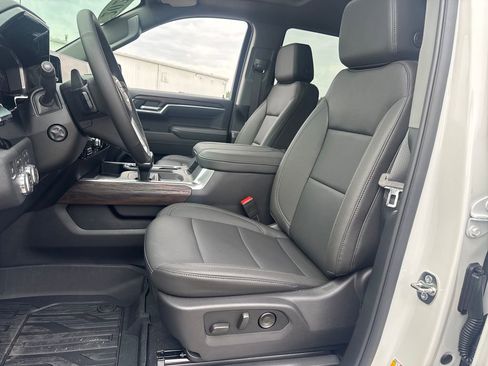 New 2026 GMC Sierra 1500 SLT w/ SLT Premium Plus Package AWD/4WD image 15