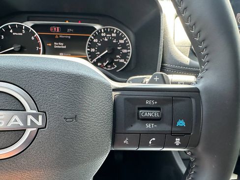 Used 2026 Nissan Rogue SV FWD image 26