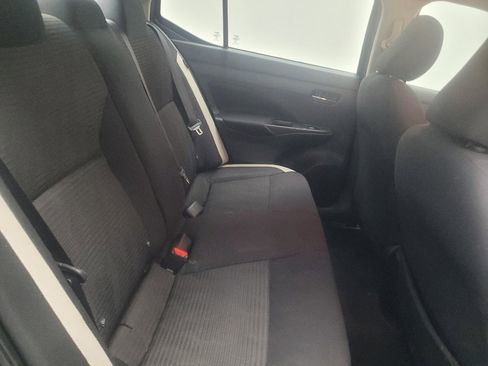 Used 2021 Nissan Versa SV FWD image 19