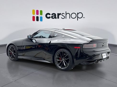 Used 2024 Nissan Z Performance w/ Floor Mat Package RWD image 3