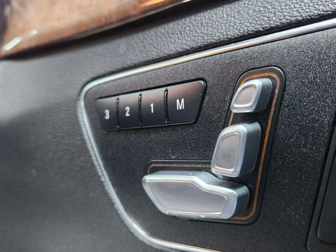 Used 2013 Mercedes-Benz E 350 E 350 4MATIC Wagon 4D image 15