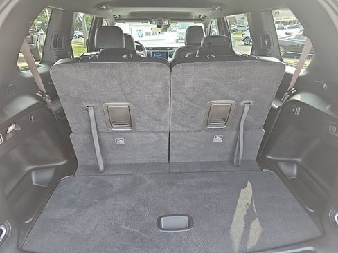 Certified 2025 Jeep Grand Cherokee L Altitude AWD/4WD image 25