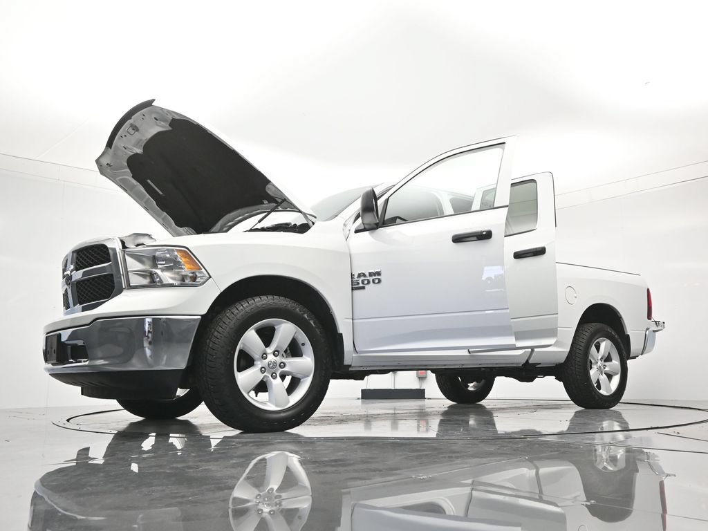Used 2024 RAM 1500 Classic SLT AWD/4WD image 48