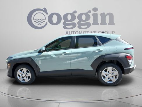 Certified 2026 Hyundai Kona SE FWD image 3