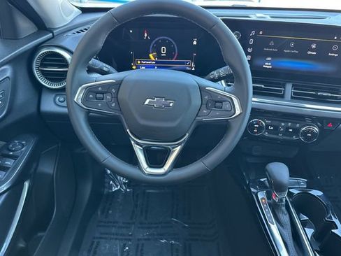 New 2026 Chevrolet Trax ACTIV w/ Sunroof Package FWD image 19