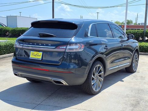 Used 2023 Lincoln Nautilus Reserve w/ Equipment Group 201A FWD image 2
