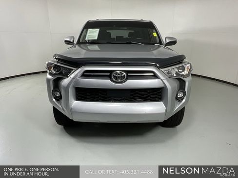 Used 2021 Toyota 4Runner SR5 image 2