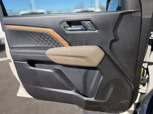 New 2026 GMC Canyon Denali image 32