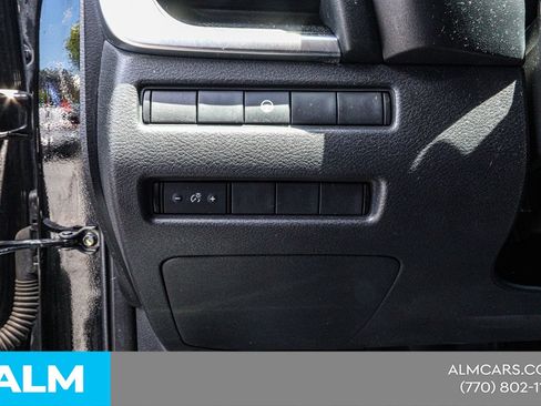 Used 2023 Nissan Rogue SV AWD/4WD image 33