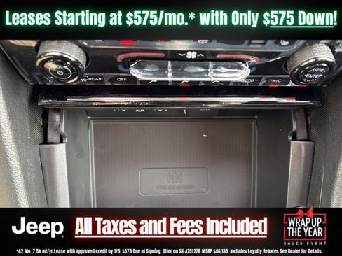 New 2025 Jeep Grand Cherokee Altitude image 15