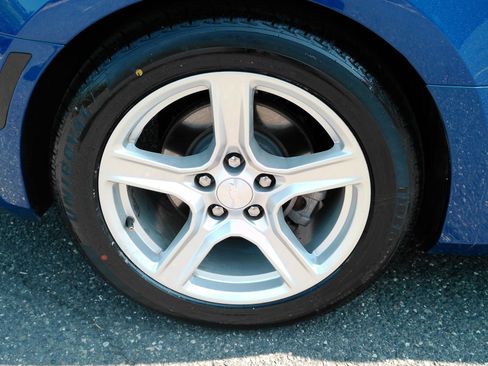 Certified 2020 Chevrolet Camaro LT RWD image 26