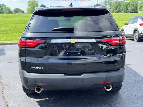 Used 2023 Chevrolet Traverse LT FWD image 6