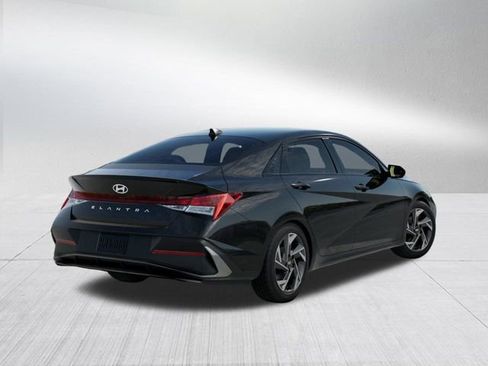 New 2026 Hyundai Elantra SEL Sport Premium FWD image 4