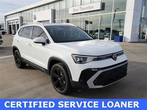 New 2025 Volkswagen Taos SEL image 1